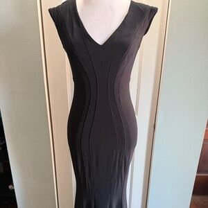 Betsy & Adam Black Mermaid Floor-Length Gown Size 6